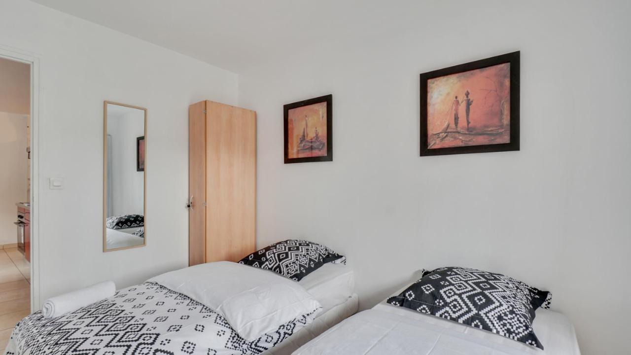 شقة أوبارفيلييه  في Chic Apart With Parking Near Paris المظهر الخارجي الصورة