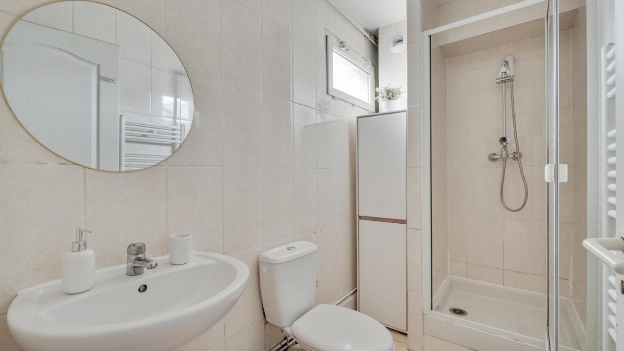 شقة أوبارفيلييه  في Chic Apart With Parking Near Paris المظهر الخارجي الصورة